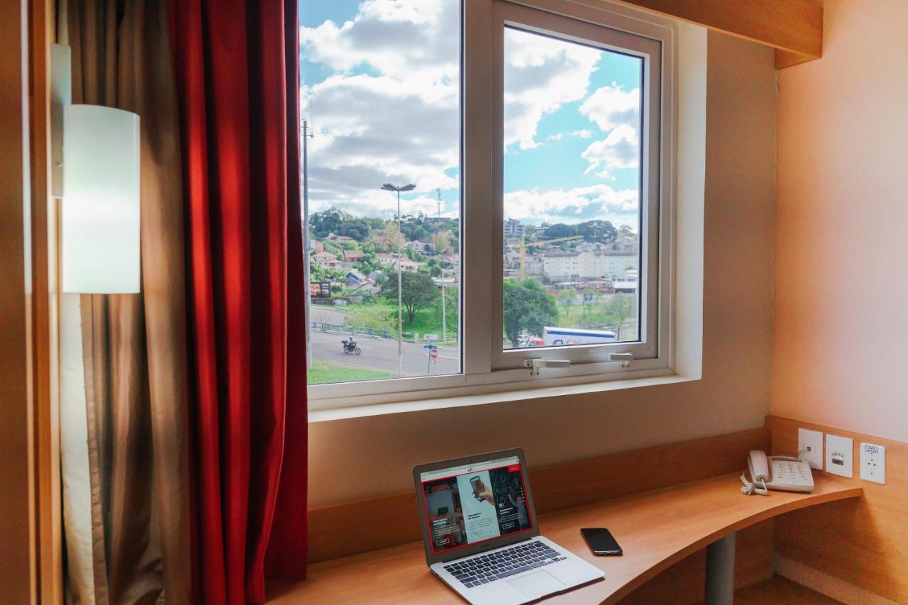 Ibis Novo Hamburgo Hotel Екстериор снимка