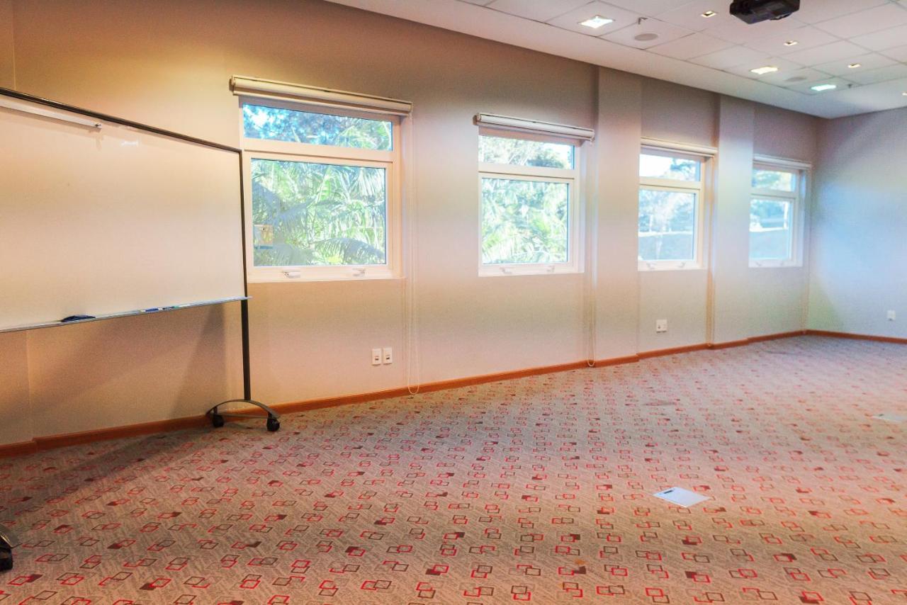 Ibis Novo Hamburgo Hotel Екстериор снимка