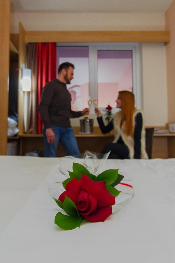 Ibis Novo Hamburgo Hotel Екстериор снимка